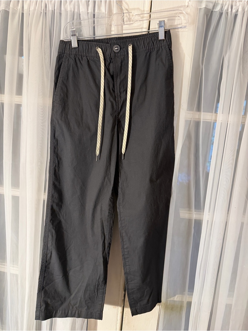 Vuori The Rise Women's Black Organic Cotton Drawstring Cropped Pants XS